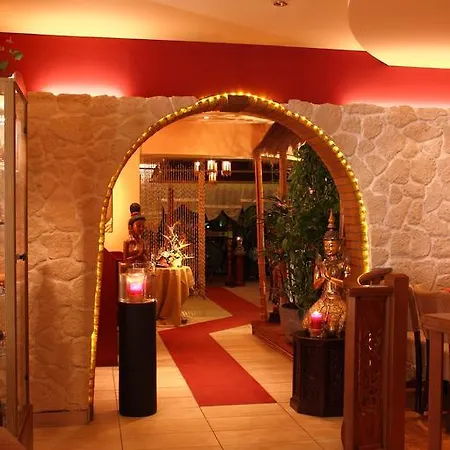 Wilbergerhof Royalthai فندق هورن باد مينبرغ