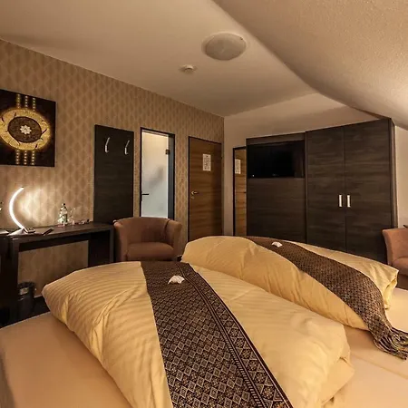 Wilbergerhof Royalthai 2* هورن باد مينبرغ